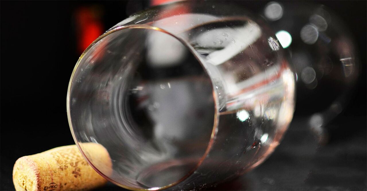 Signs of alcoholism to men